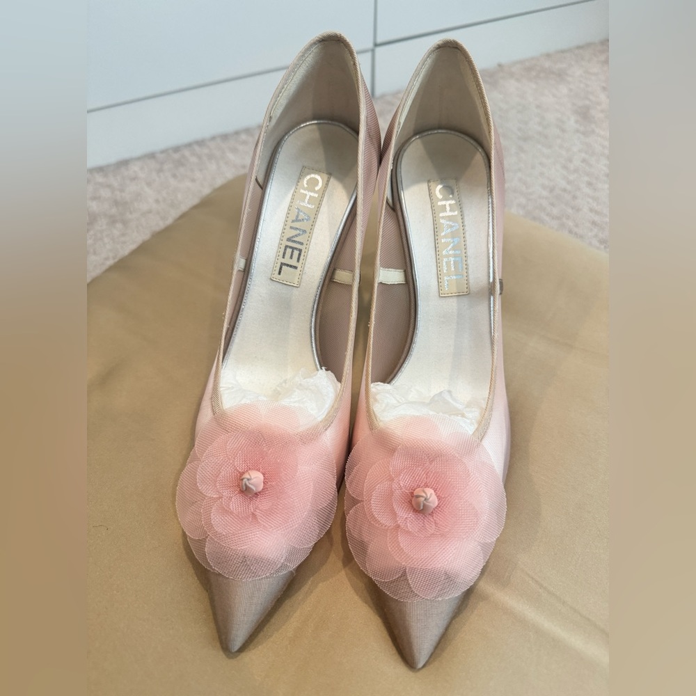 Chanel BNIB camelia mesh sheer pump heels logo size 39 - Picture 14 of 14